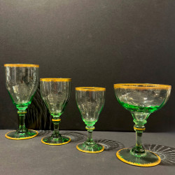 Verre à vin rouge Daum, période Art nouveau, fabrication Nancy, vers 1900