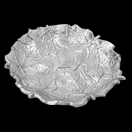 Round silver bread plate maple leaf