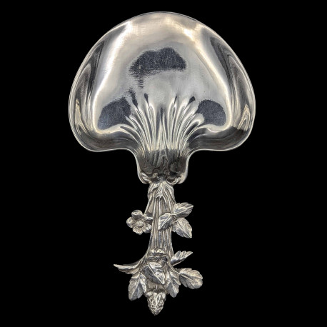 silver-plated strawberry serving spoon, Christofle, circa 1894