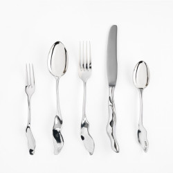 Couteau de table en argent  by Sebastian Menschhorn