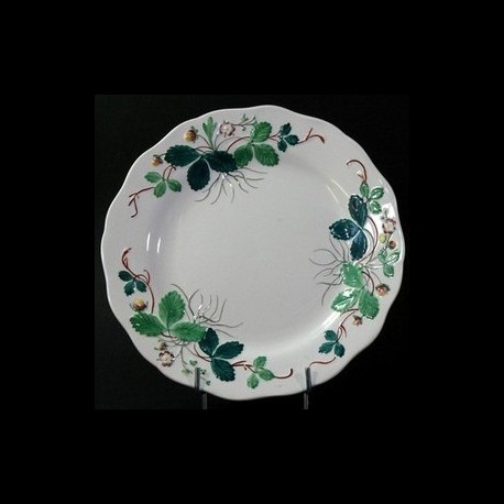 Creil & Montereau Assiette fraise George Sand peinte main en faience fine