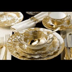Assiette dessert en porcelaine Royal Crown Derby